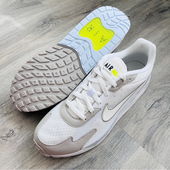 NWT Nike Air Max Solo Women’s Shoes - Picture 4 of 9